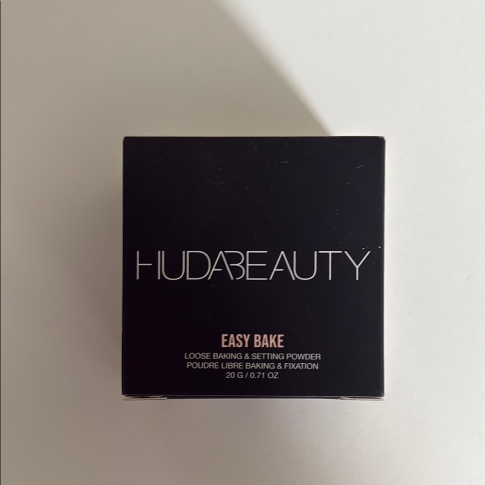 NEW SEALED Huda Beauty Easy Bake Loose Baking & Setting Powder - Black